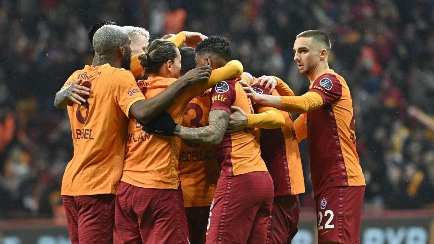 Trabzonspor Galatasaray’ın eski yıldızını kadrosuna katıyor